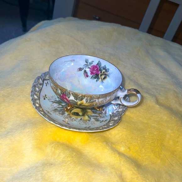 China Tea set - Picture 1 of 3